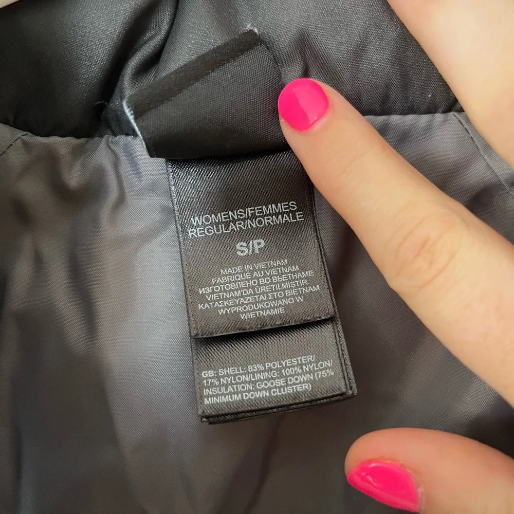 NORTH FACE PUFFY VEST - Picture 4 of 7